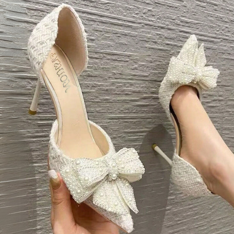 Lunaria Pumps mit Strass-Schleife