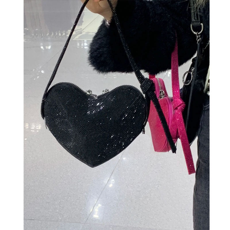 Ava herzförmige Mini-Handtasche mit Strasssteinen