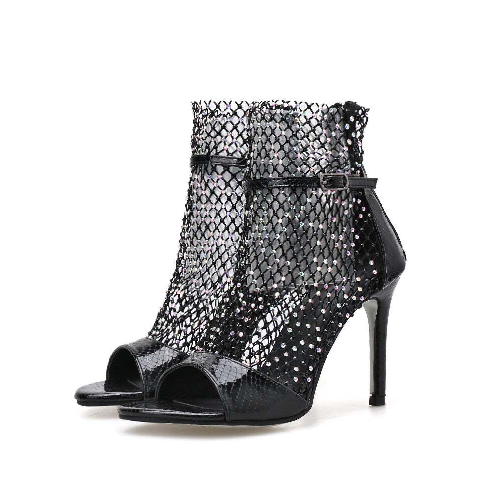 Scaevola Hollow-out Ankle Boots