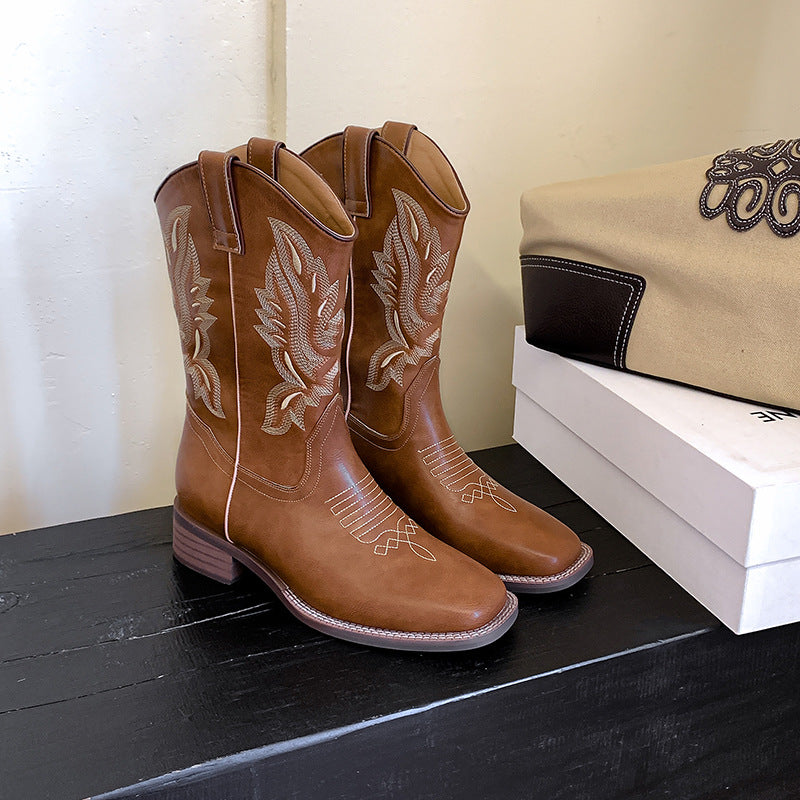 Cowboystiefel mit Gardenia-Stickerei