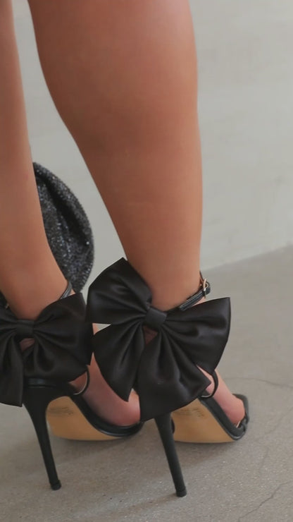 Lily Bow Decor Sweet Sandals
