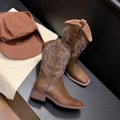 Cowboystiefel mit Gardenia-Stickerei