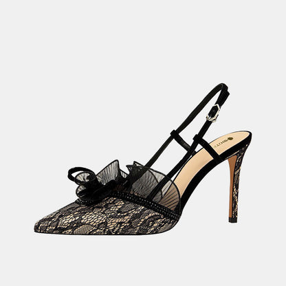 Clover Lace Pumps