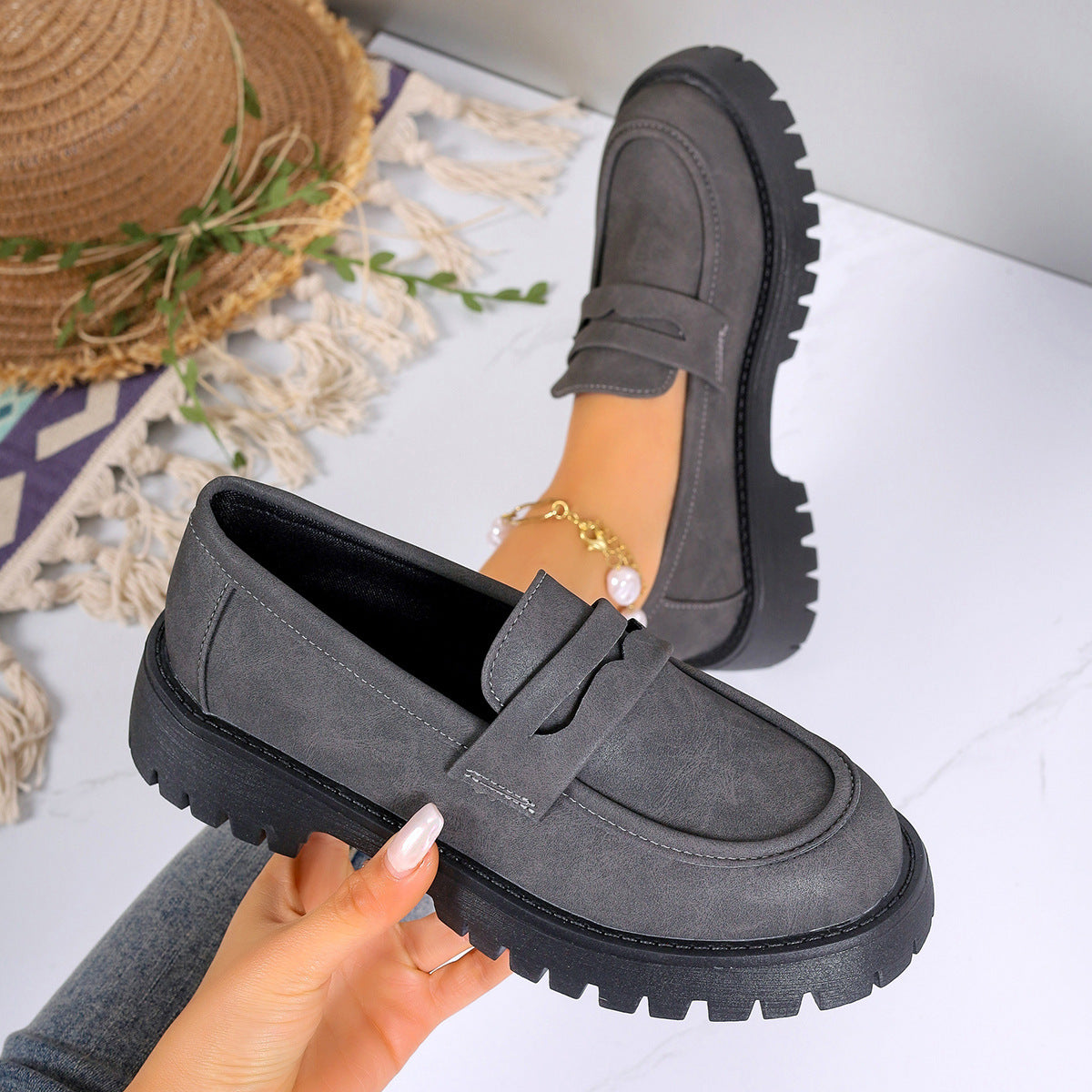 Einfarbige Slipper „Gerbera“