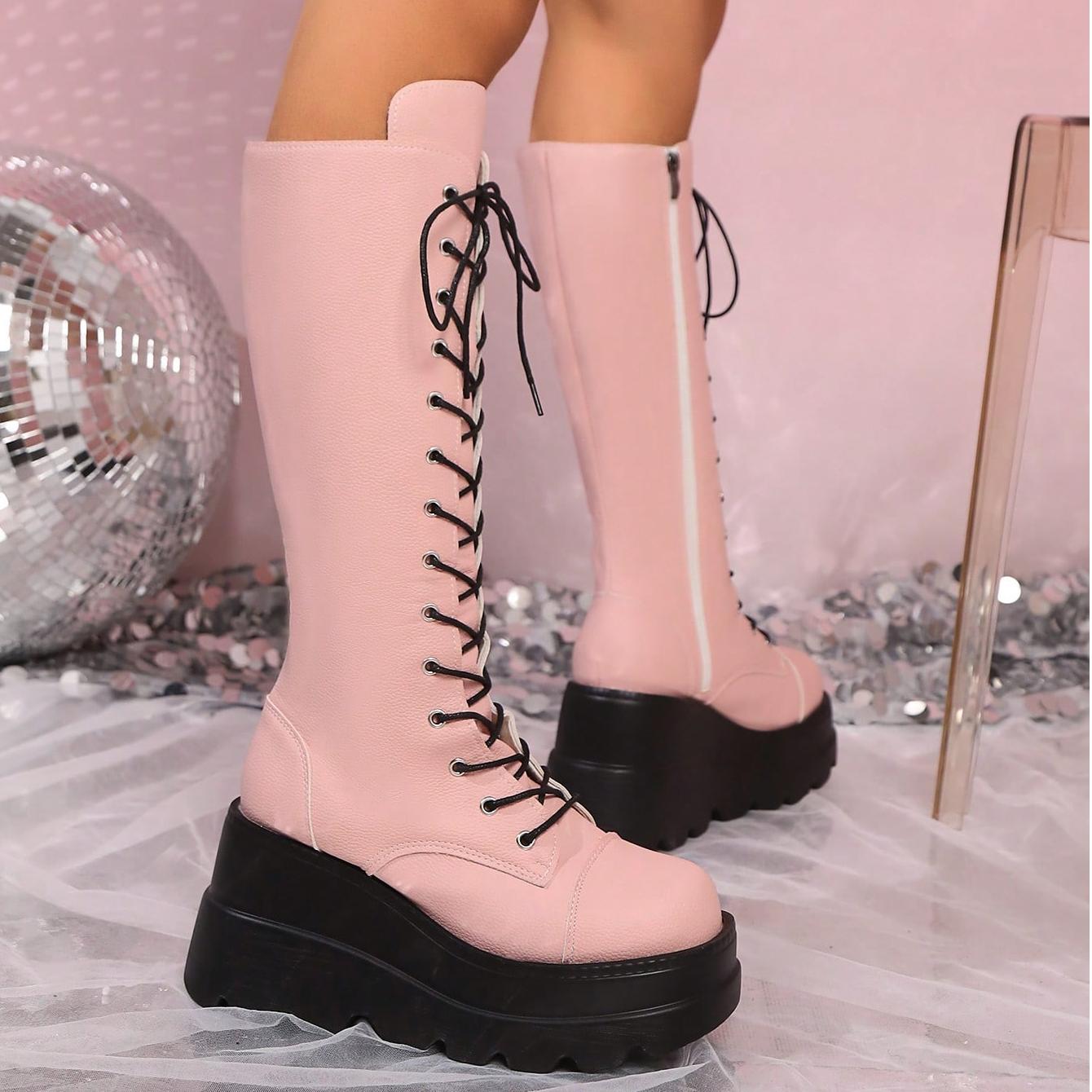 Kniehohe Linaria-Stiefel mit Plateau
