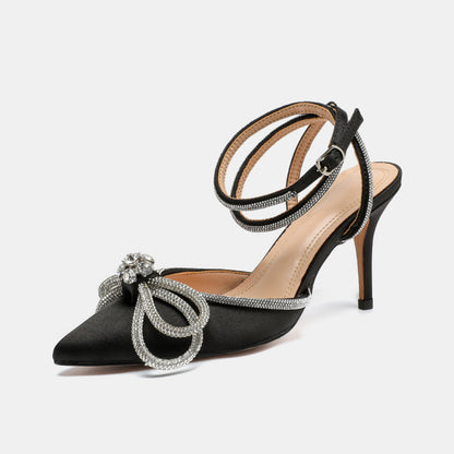 Bellflower Double Bow-knot Pumps