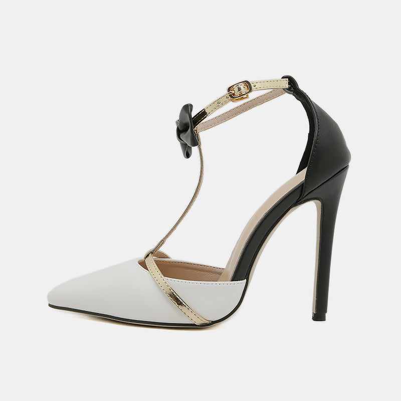 Stiletto-Pumps mit Pansy-Schleife