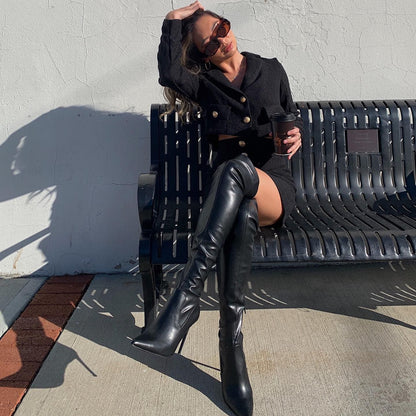 Sexy Overknee-Stiefel von Wastaria