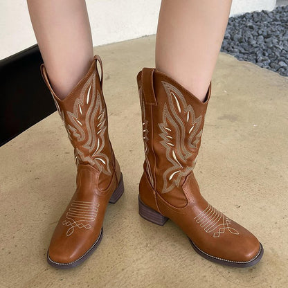 Cowboystiefel mit Gardenia-Stickerei