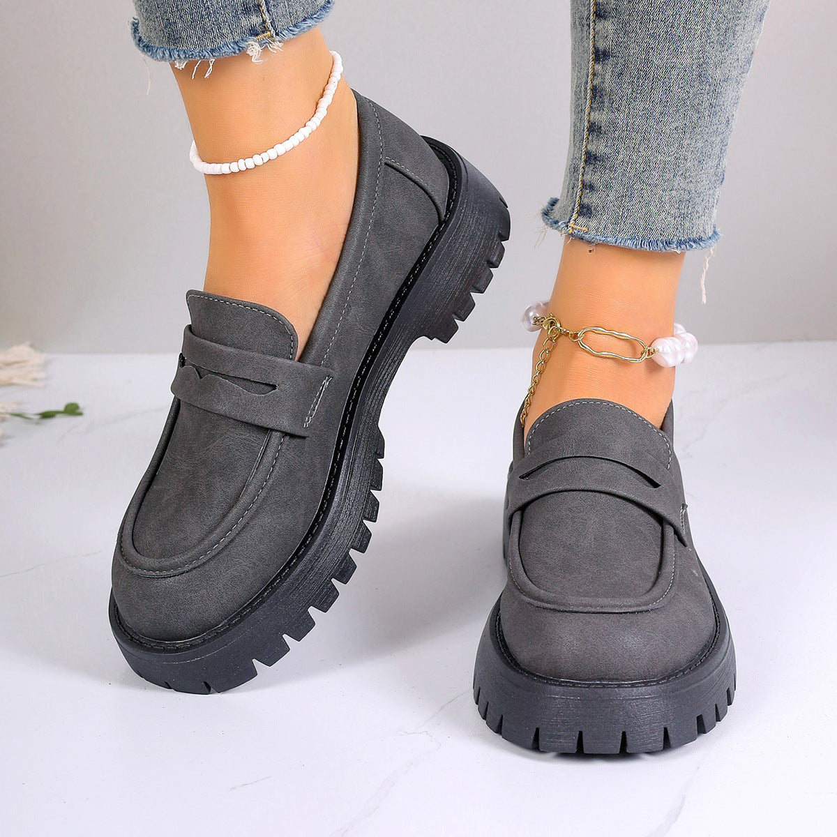 Einfarbige Slipper „Gerbera“