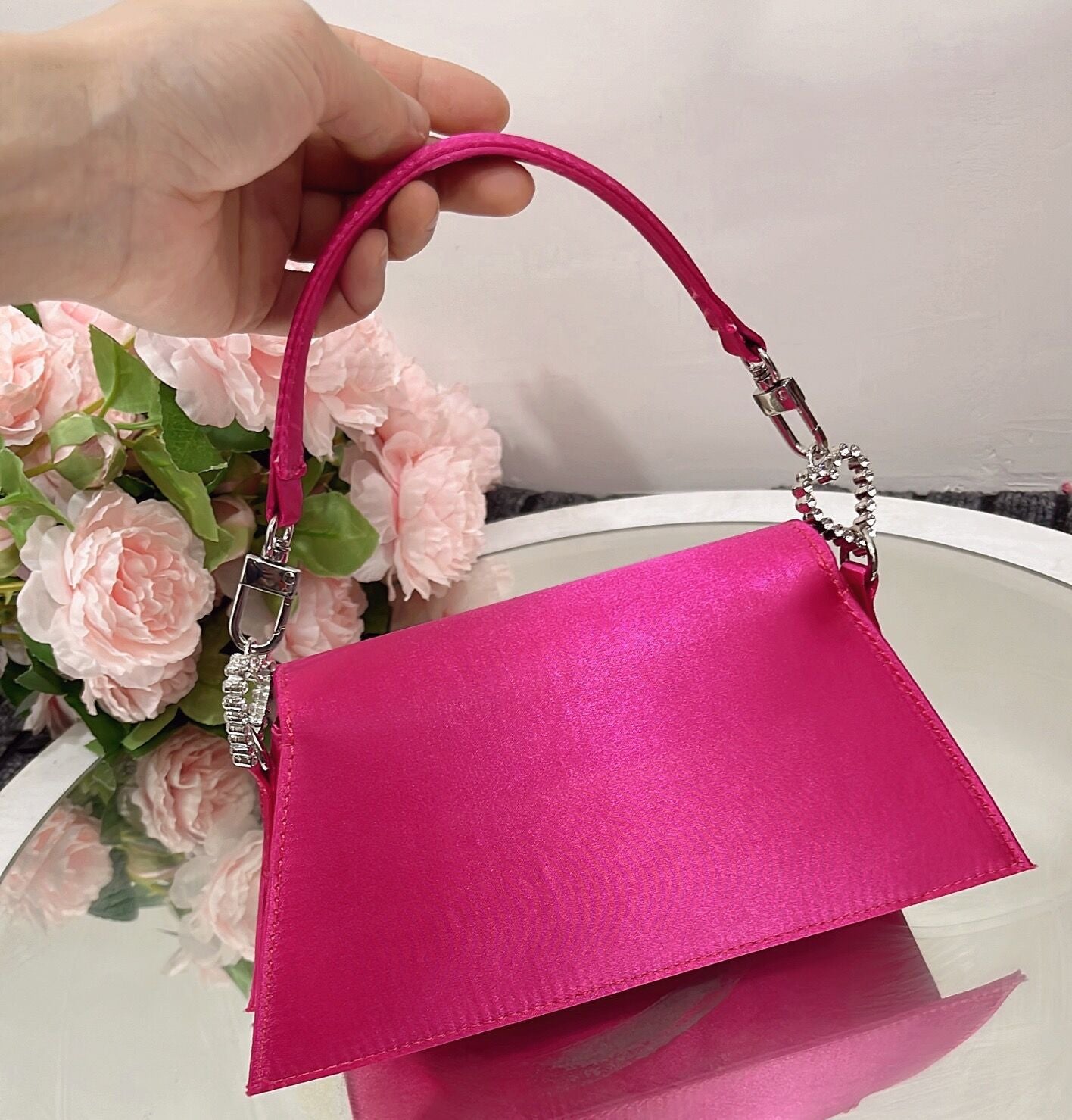 Olivia Sparkling Heart Rhinestone Handbag