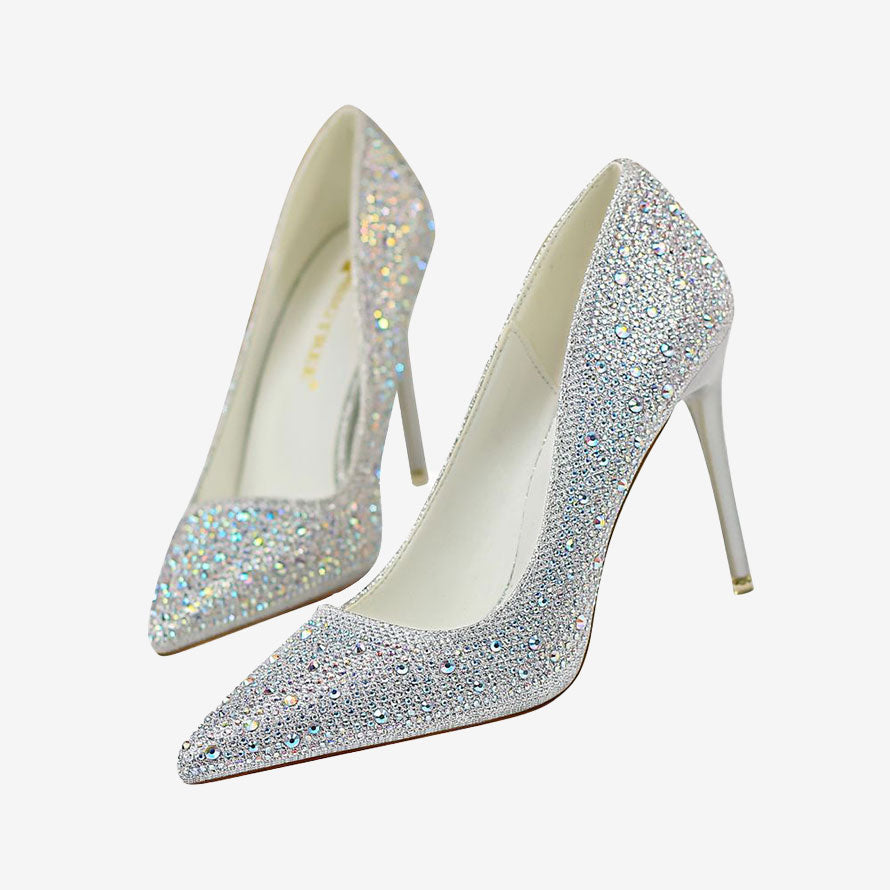 Glitzernde Scilla-Pumps
