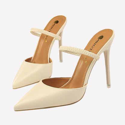 Kahili-Pumps aus Lackleder