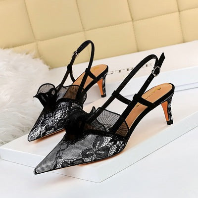 Clover Lace Pumps