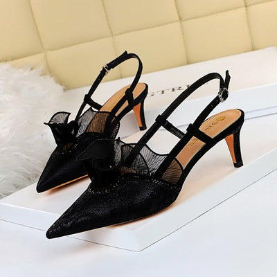 Clover Lace Pumps