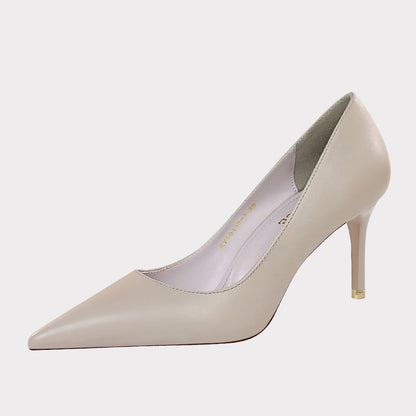 Einfarbige Gänseblümchen-Pumps