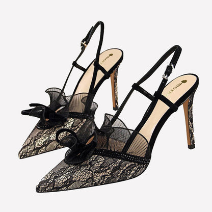 Clover Lace Pumps