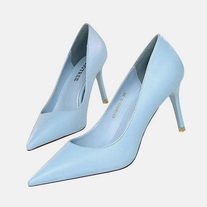 Einfarbige Gänseblümchen-Pumps