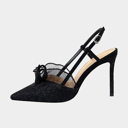 Clover Lace Pumps