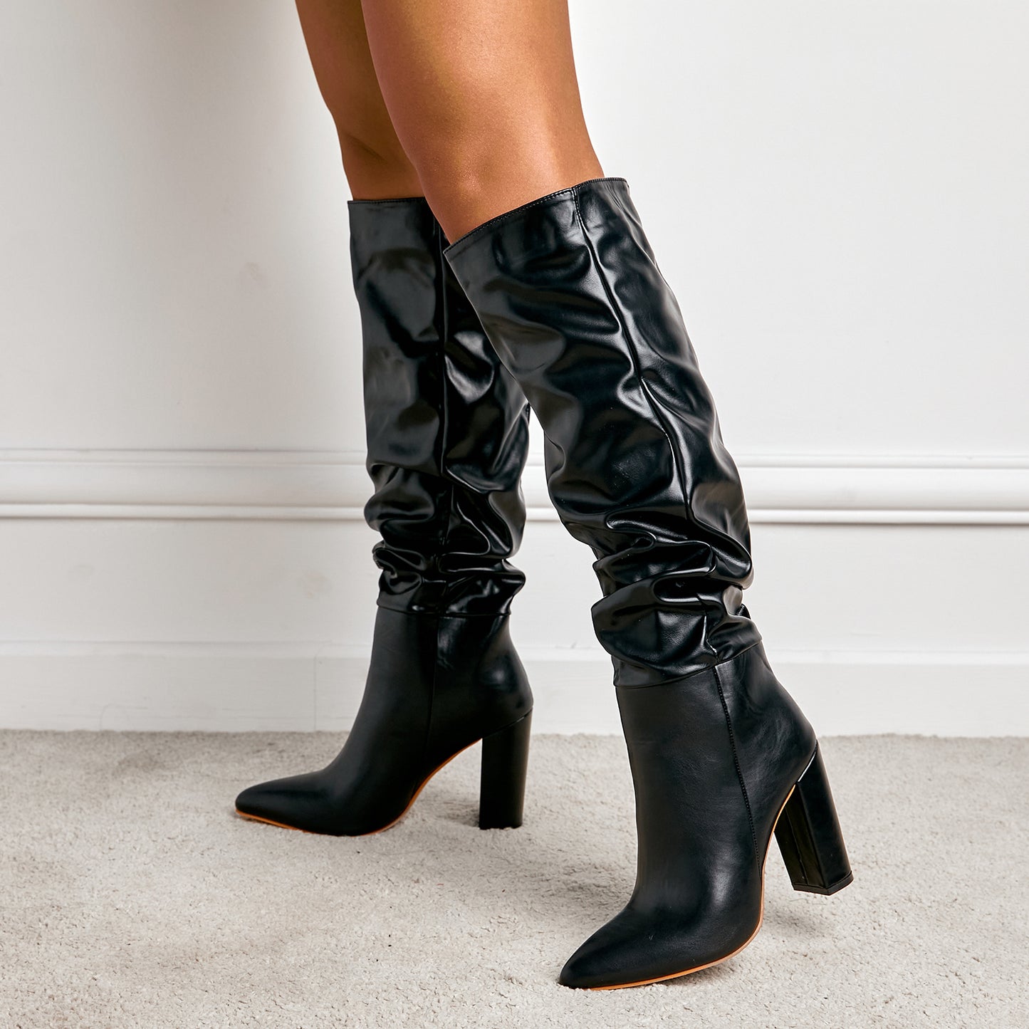 Wastaria Twisted Kniehohe Stiefel