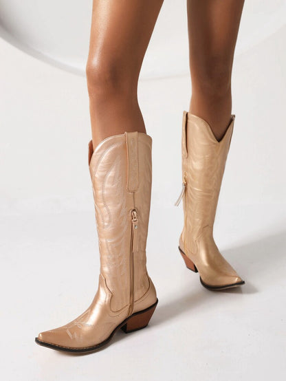 Begonia Gleamy Embroidery Boots